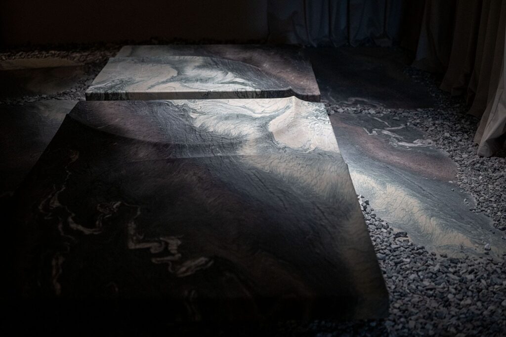 NATIVE LOW TABLE 9
